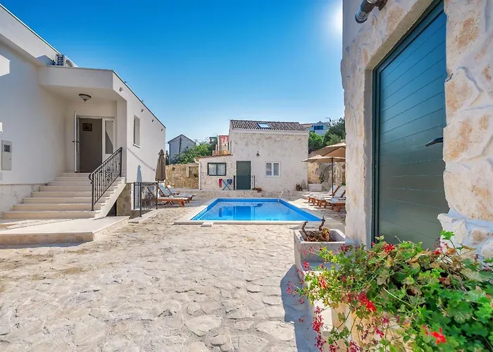 Konukevi D'oro Trogir